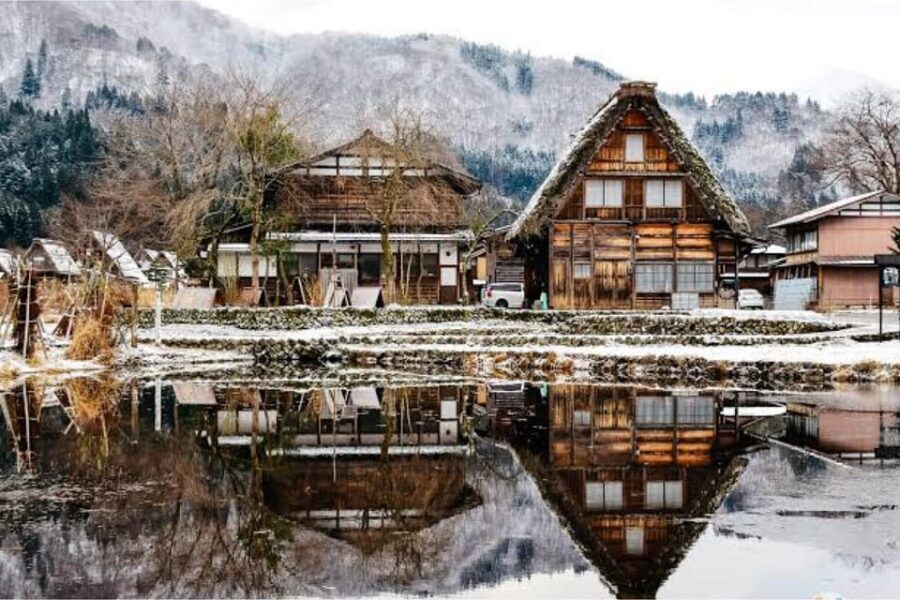 Private Shirakawago & Takayama Tour with Pickup and Drop-off - Shirakawago and the UNESCO Gassho-Zukuri Houses: What You’ll Actually See