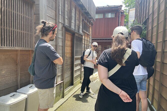 Private Sightseeing Tour from Kanazawa Port / Private Vehicle - Price and Value for a Group of Up to 6