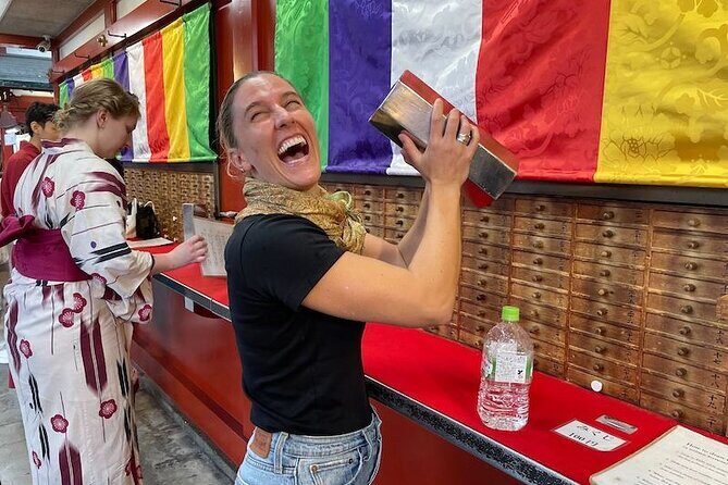 Private Sushi Making Tokyo Roll and Authentic Japanese Sushi - Asakusa Set-Up: Learning Sushi Steps From Sensoji