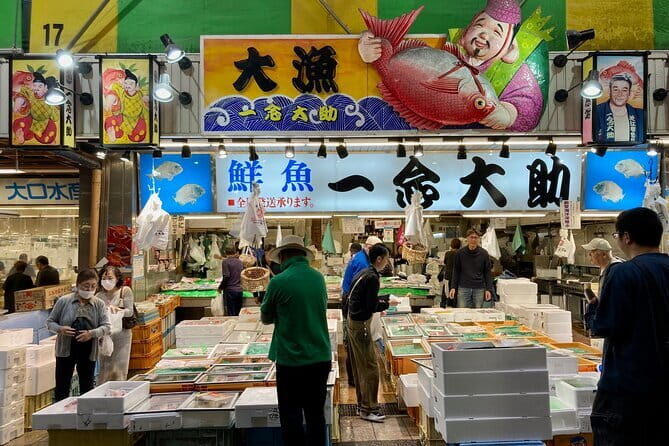 Private Tailored Kanazawa Highlights Tour with a Local - Omicho Market: your easy start and local-food orientation
