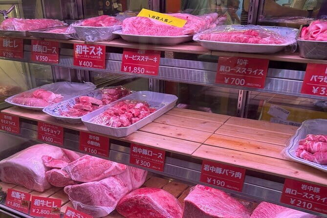 Private Tokyo's Famed Tsukiji Fish Market Tour - Stop 2: Tsukiji Jogai Market for etiquette and street snacks
