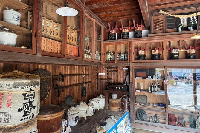 Private Tour : Experience Old Tokyo: Cultural Walk in Yanaka Nezu - Meeting at Nippori and Getting Your Bearings Fast