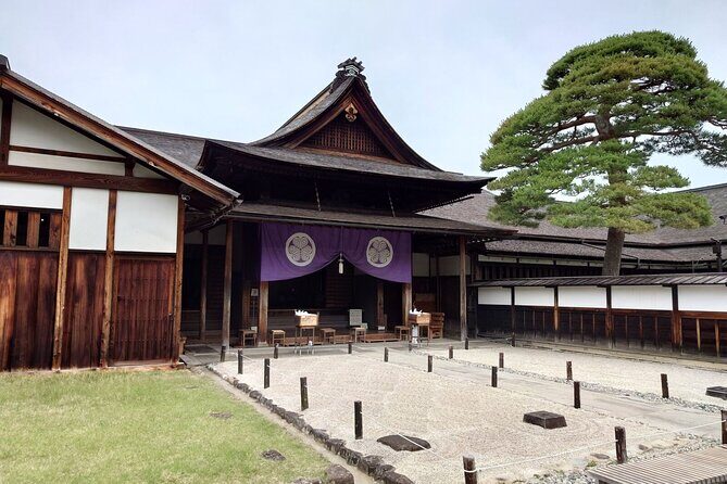 Private Tour From Takayama to Takayama and Shirakawago - Starting at 9:00 am: private transport and how the day stays manageable