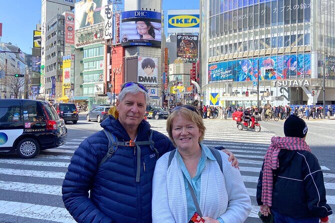 Private Tour Guide in English or Spanish (Español) - Shibuya Crossing and Shinjuku: Big-City Motion (with Time to Feel It)