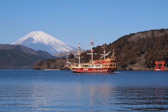 Private Tour - Hakone Day Trip! A Tour to Explore All Must-Sees! - Togendai View Restaurant: Fuel With Lake and Pirate-Ship Views