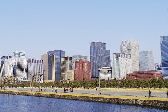 Private Tour - History, Art and Nature at the Imperial Palace - MOMAT inside the palace zone: modern art without the extra transit headache