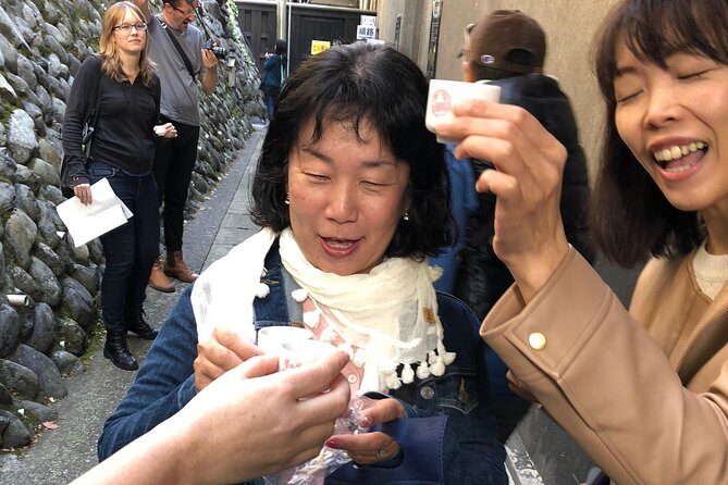 Private Tour: Tokyo's Oldest Sake Brewery and Riverside Walk - Morning at Shinjuku: the 8:55 start and how to avoid stress