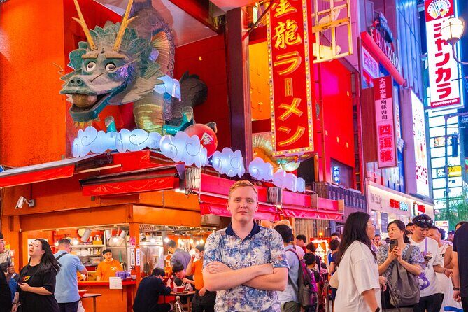 Private Vibrant Night Photoshoot Experience in Osaka (Dotonbori) - The posing help is the real secret sauce