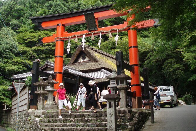 Private Walking Tour in Bamboo Forest & Hidden Spots in Arashiyama - Otagi Nenbutsu-ji: 1,200 hand-carved Rakan statues