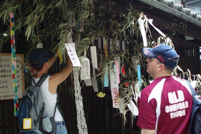 Private Walking Tour in Bamboo Forest & Hidden Spots in Arashiyama - Bamboo Forest Street: gorgeous photos, real crowd checks