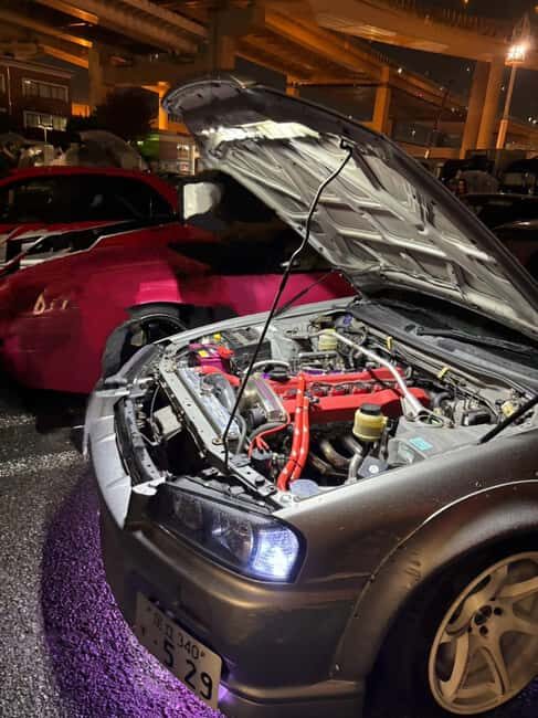 R34Skyline Daikoku PA Fast & Furious Private Experience - Tokyo Tower: the quick photo hit that still feels worth it