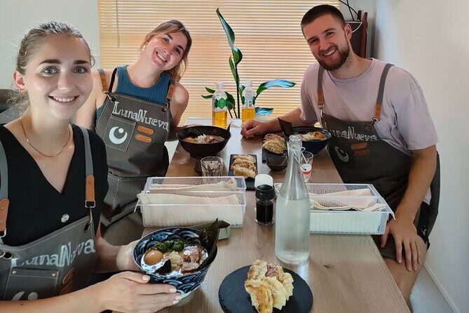 Ramen & Dumpling Cooking in Tokyo with Chef/Vegan possible - Morning or noon class: how the 2-hour rhythm works