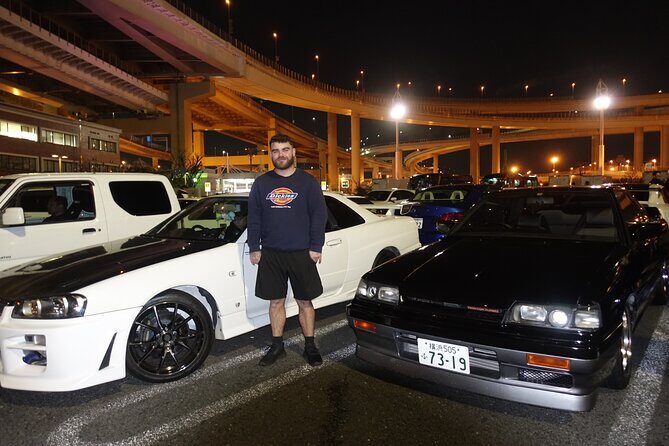 Real Tokyo Runner Club : Daikoku Car Meet Night Tour with JDM Car - What to do about food: convenience store, not a dinner plan