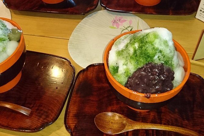Relax in Nara: Deer Park, Todai-ji Temple and Merchants' Town - Naramachi: old merchant streets and the shaved ice idea dating back to 8th century