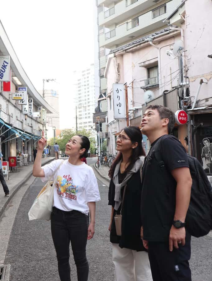 Retro Yokohama Bar Hopping 101 Tour in Noge_3hrs - Skewers and Second Stop: Yakitori-Style Bites You Can Actually Taste Fully