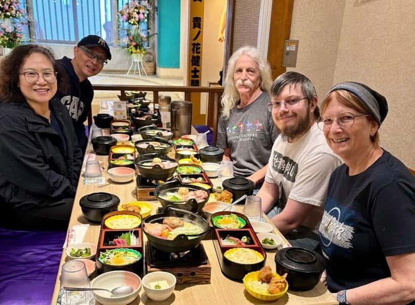 Ryogoku: Sumo Town Guided Walking Tour with Lunch - The Walk Itself: How the Tour Keeps Flowing