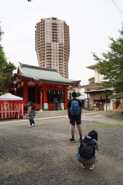 Sailor Moon Tour in Azabujuban, Tokyo - Walking Azabujuban’s Sailor Moon-inspired streets with Ellen’s scene matching