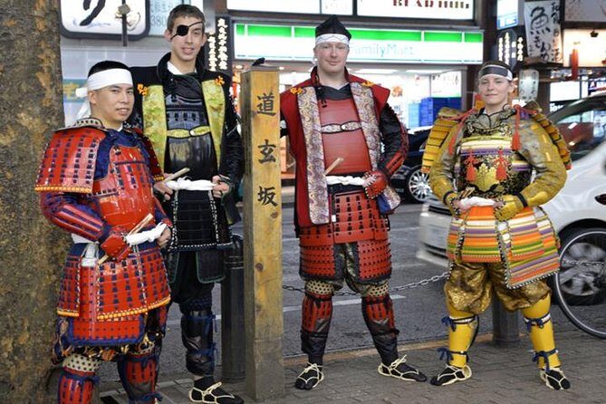 Samurai photo shooting at Street in Shibuya - Studio time (about 1.5 hours): dressing plus sword-and-spear posing