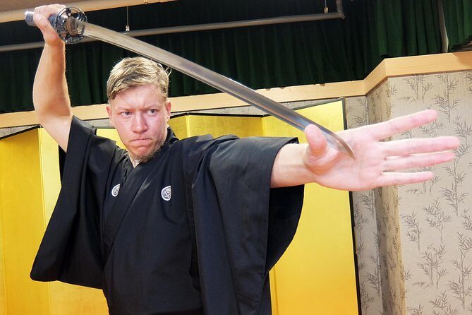 Samurai School in Kyoto: Samurai for a Day - Bow, Draw, Resheath: The Katana Basics You Actually Practice