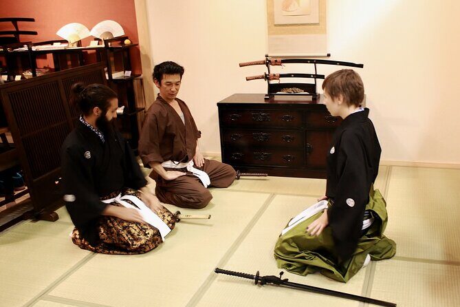 Samurai School in Kyoto: Samurai for a Day - The Mini Show Before or After: Why the Timing Can Change Your Feel