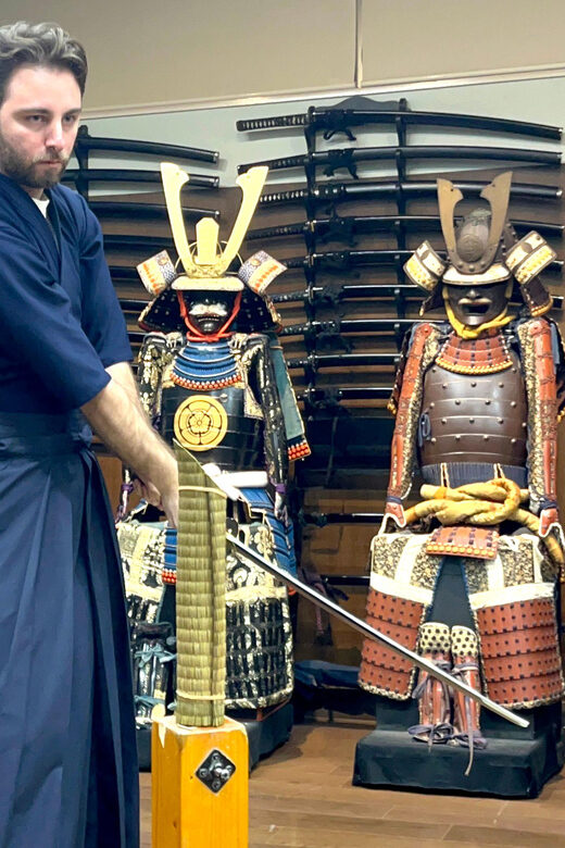 Samurai sword cutting experience - The Real Blade Moment: Over-100-Year Sword and a Focused Demo
