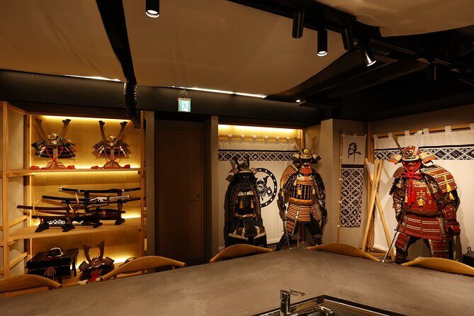 Samurai Sword & Sushi Experience with Chef Live Shows in Asakusa - The tasting lineup: 10 varieties plus α, including Wagyu, caviar, and crab