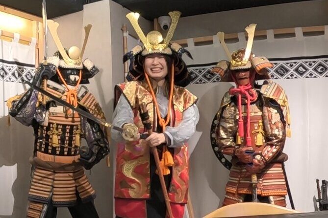 Samurai Sword & Sushi Experience with Chef Live Shows in Asakusa - Chef-led sushi making: how nigiri gets taught (and how dashimaki fits in)