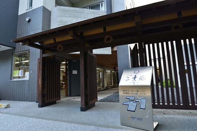 Samurai Sword Training and Katazome Dyeing Experience in Tokyo - Who this experience is perfect for (and who should reconsider)