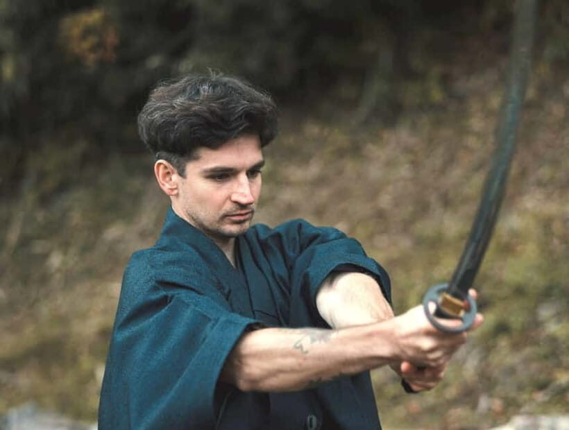Samurai Swordsmanship and Sound Meditation in nature - Meet Yusuke near Uenohara Station, then head for the river