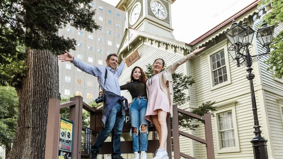 Sapporo: Custom Highlights and Hidden Gems Tour with a Local - Fish Market, Hokkaidō University, and Neon Neighborhoods: More Than One Side of the City