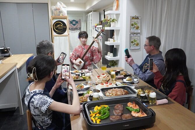 Seasonal Japanese Culture Osaka Paint and Wine Experience - The Social Part: Making Friends While You Paint