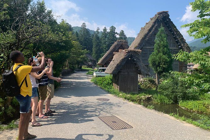 Shirakawa-go Half day tour (UNESCO World Heritage near Takayama) - Stop 4: Shirakawa Hachiman Shrine (a short stop with older layers)