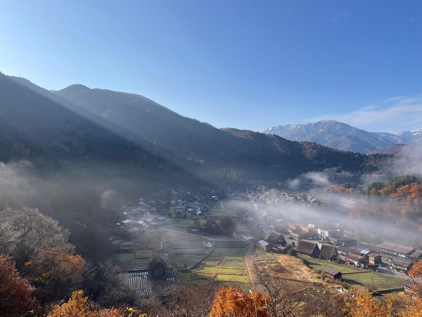 Shirakawa-go UNESCO Half-Day Tour from Takayama - Using the free time after the guided walk for better photos and calmer wandering