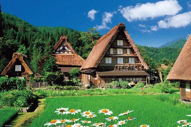 Shirakawago All Must-Sees Private Chauffeur Tour with a Driver (Takayama DEP.) - Timing, weather, and the little logistics that matter
