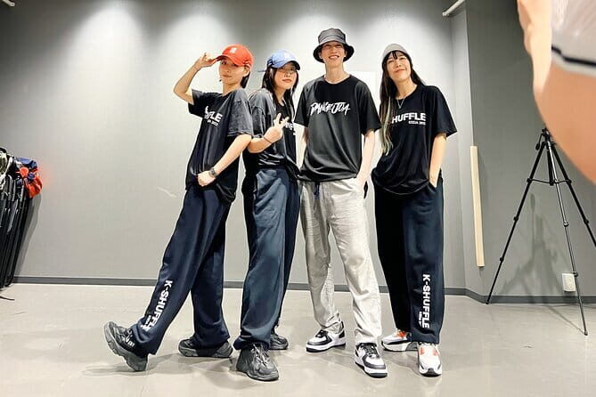 Shuffle Dance in Tokyo with a TikTok Star - Intermediate Level - Key reasons this class is worth your time