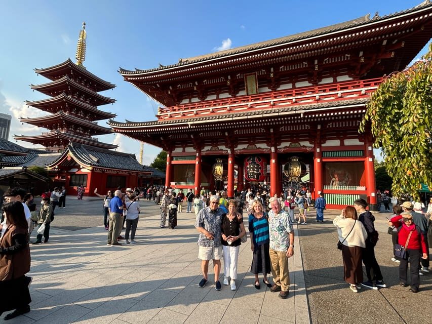 Shuttle Van Tokyo-Tour, for 4 Hours or 6 Hours+Transfer Time - Asakusa: Old Atmosphere and Souvenir Browsing Without the Stress