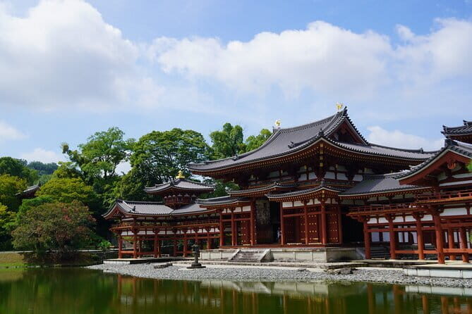Slow Cycling Tour at Uji's Matcha Green Tea Fields and Heritage - Tea and Uji Town Exchange Center Chazuna: the matcha warm-up