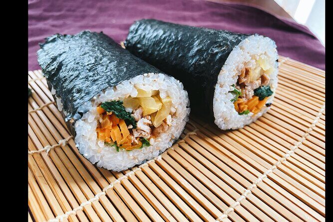 Small Group Sushi roll and Tempura Cooking Class in Nakano - Eating Like a Guest: Japanese Table Setup and Itadakimasu
