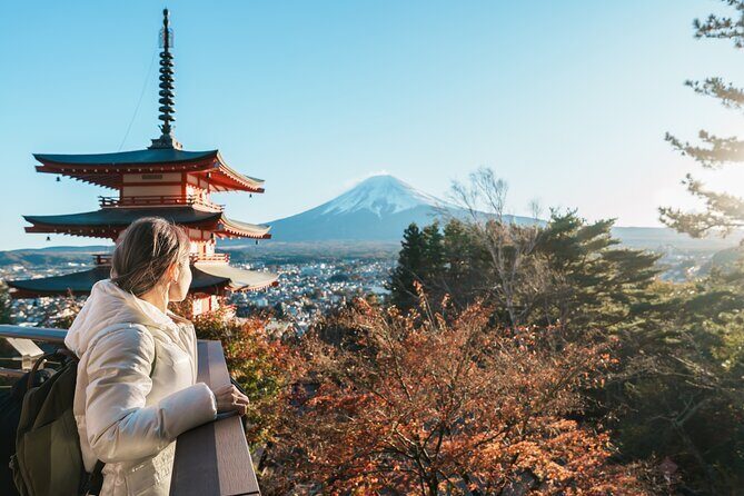 Small Group Tour Mount Fuji and Lake Kawaguchi from Tokyo - Starting From Tokyo: the 7:50 a.m. meeting and ride rhythm