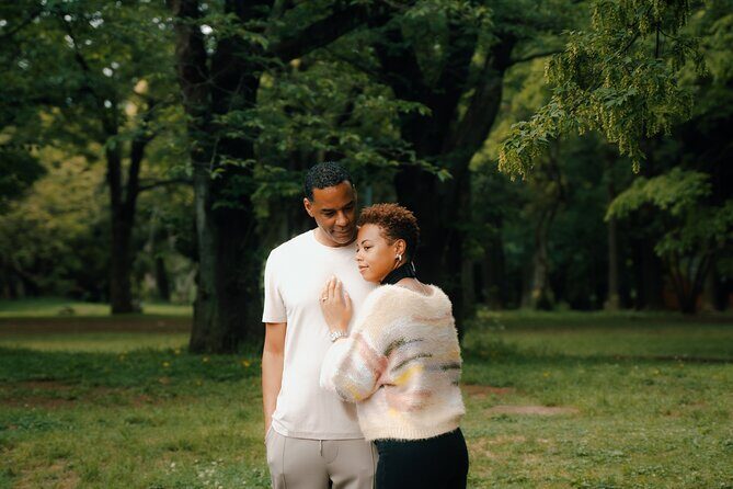 Snap Photo in New Tokyo - Who This Private Photoshoot Fits Best