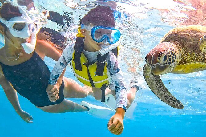 Snorkeling Activity in Okinawa Miyako Japan - Entering the water on rainy days: yes, you’ll get wet