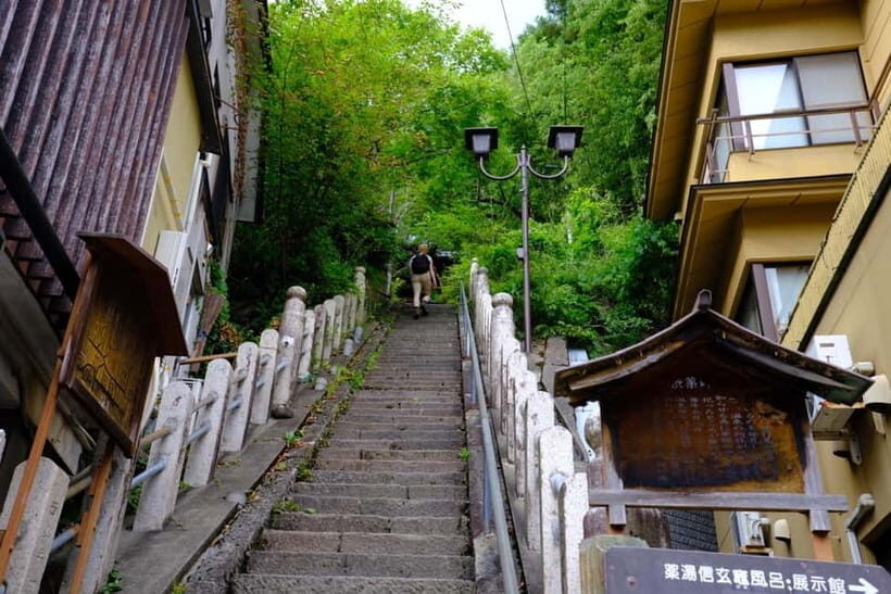 Snow Monkeys & Ghibli Onsen Town with Free Time to Explore - Shibu Onsen Timing: Lunch and Slow Exploration