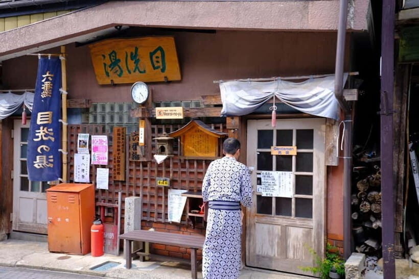 Snow Monkeys & Ghibli Onsen Town with Free Time to Explore - Guides Who Actually Shape the Day
