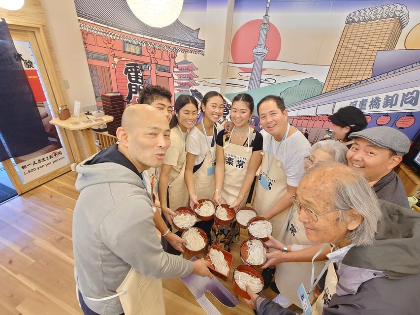 ///Soba Making Experience///Use The BIG Soba-Knife!! - How it fits with Asakusa and Kappabashi sightseeing