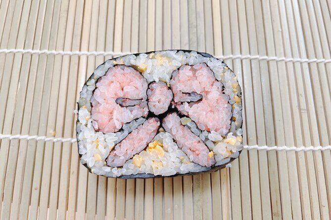 Special sushi rolls only available in Japan Making Experience - Private home kitchen setup vs communal kitchen