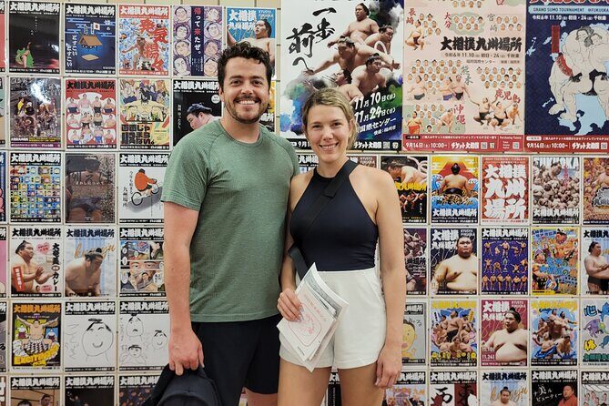 Sumo Wrestling Tournament Chair Seats & Expert Guide | Osaka Mar - Your guide at Edion Arena Osaka: how explanations make the sport click