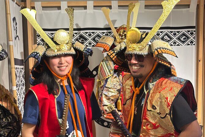 Sushi Making with Interactive Samurai Experience at JIN-ASAKUSA - Interactive games: the quiz battle and the reason it stays fun