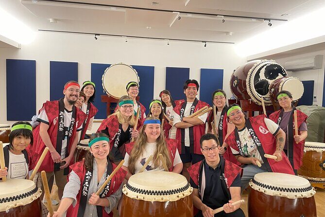 TAIKO, Japanese Drum Experience from Kyoto - Kyoto taiko is more than a show: you actually learn the moves