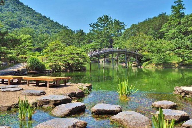 Takamatsu Half-Day Private Tour with Government-Licensed Guide - Sanuki Mingeikan: Tokugawa-era craft details in a museum hour