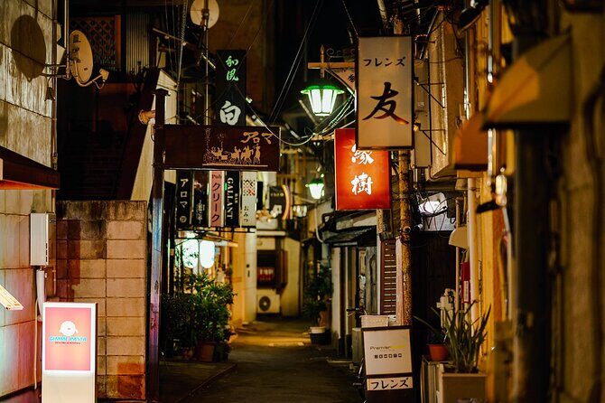 Takasaki Bar-Hopping Tour with Rooftop Bath Hotel Stay - Stop Style: Retro Izakayas and Snack Bars You Can Actually Learn From